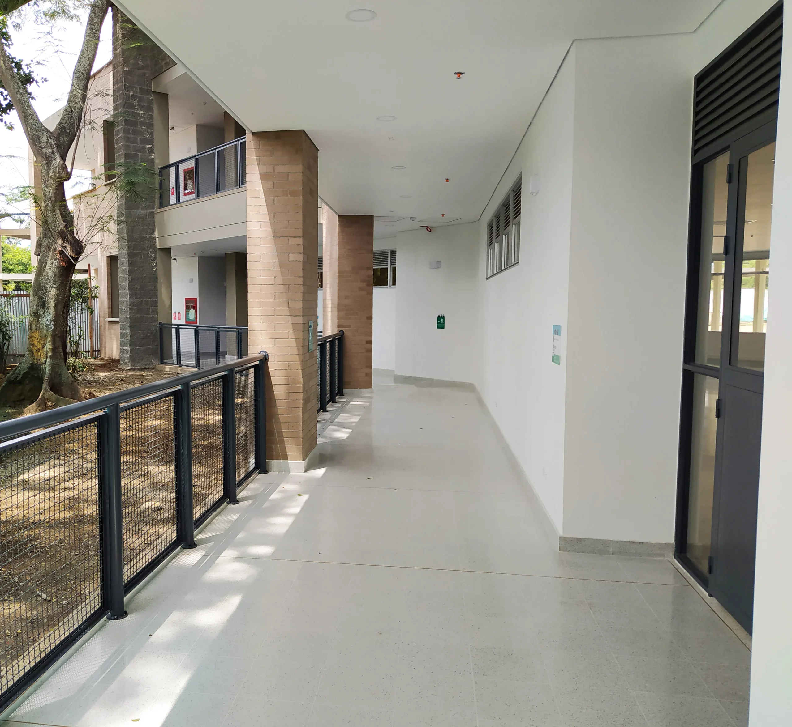 Colegio Nuestra Señora de Fátima en Cali, obra civil de la constructora Azul 65