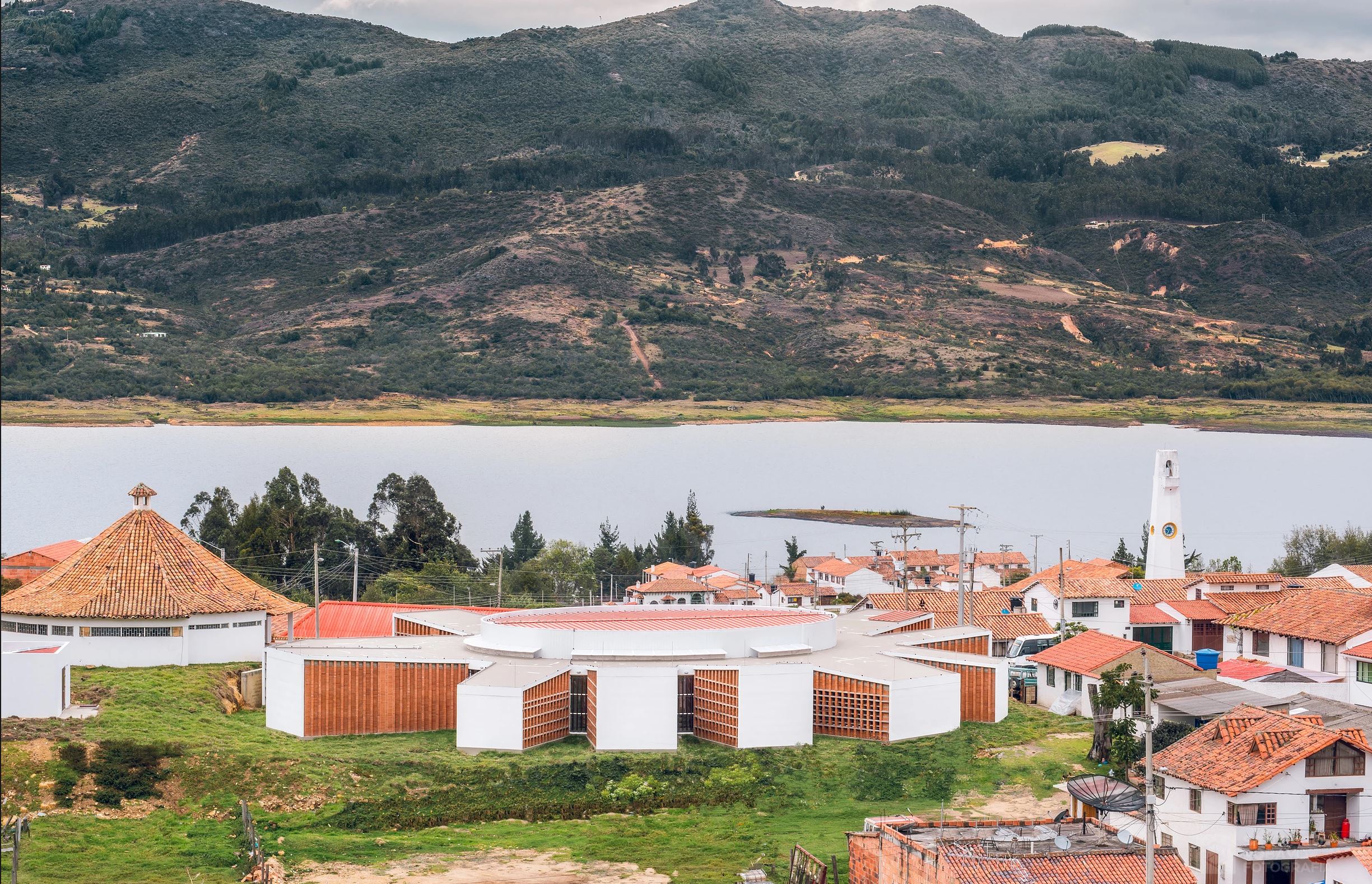 Escuela de música de Guatavita terminada por Constructora Azul 65